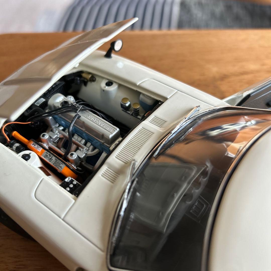 Fairlady Z ホワイト ミニカー 1/18 京商