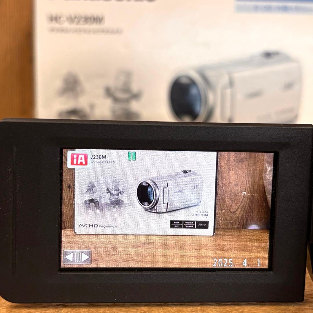 美品❗️Panasonic HC-V230M デジタルハイビジョンビデオカメラ