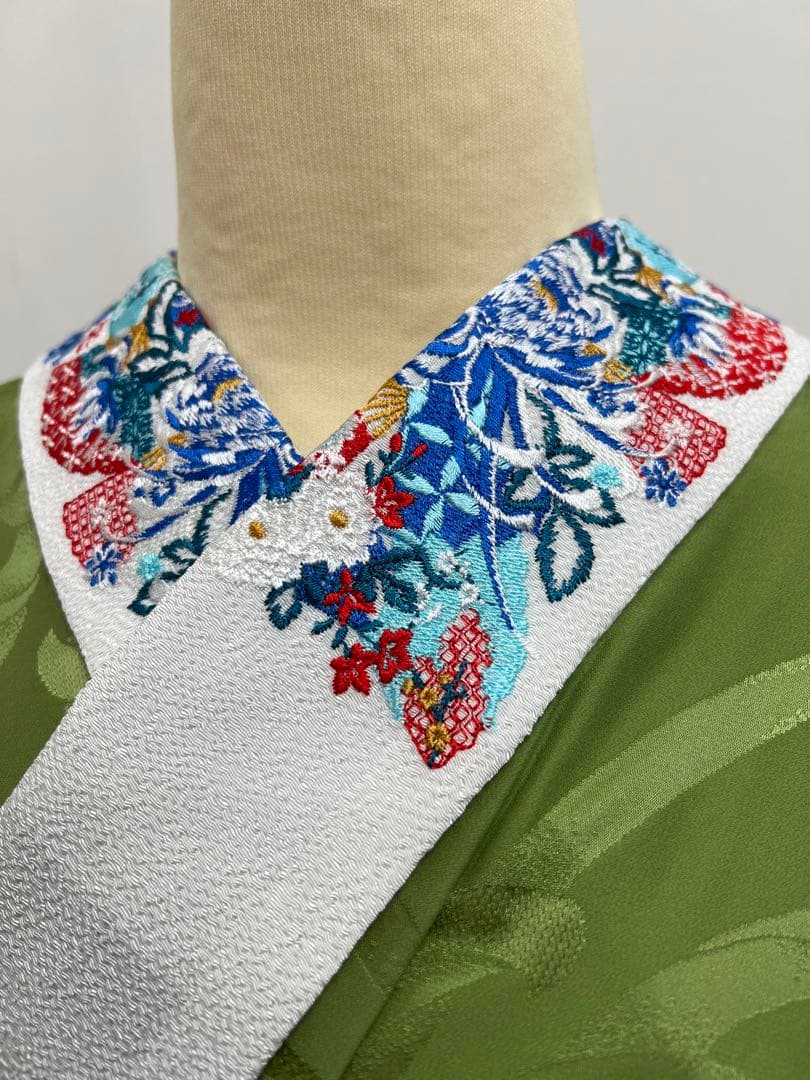 振り袖　フルセット　別誂長襦袢付　成人式　金彩加工　刺繍入り　銀通し　622