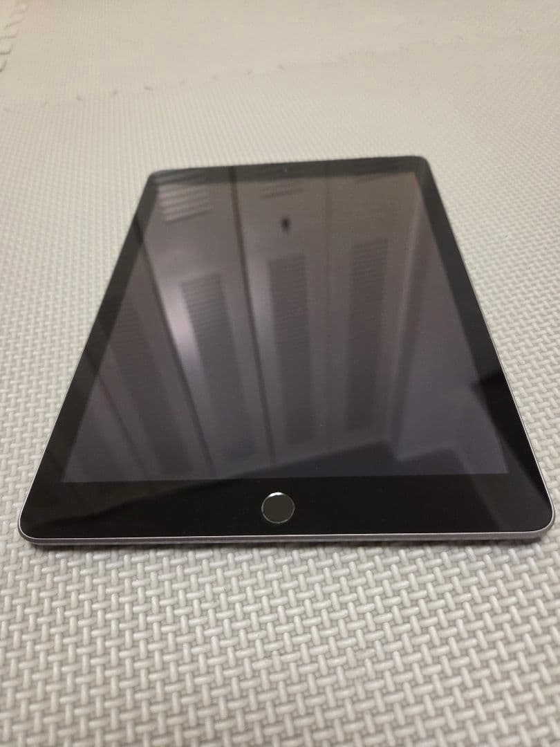 ＊Apple/iPad/第5世代/本体/美品【即購入OKです】