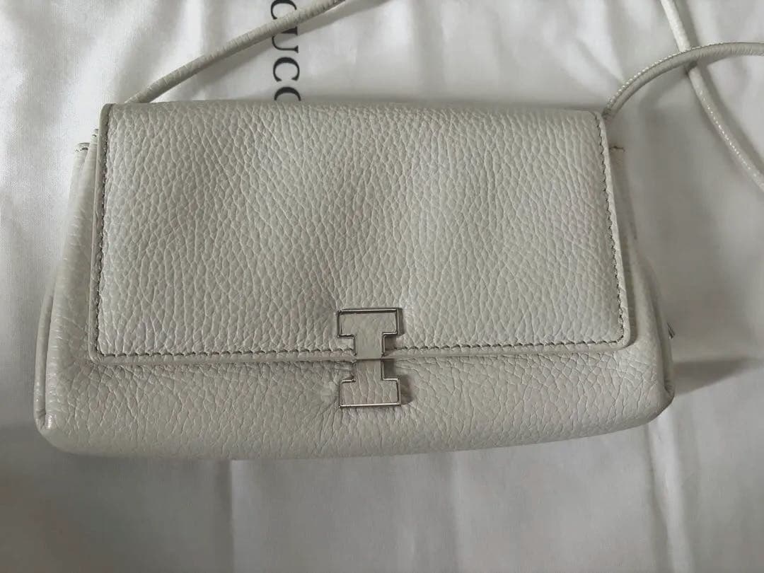 IACUCCI イアクッチ アバ ウォレットショルダー