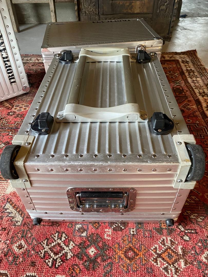RIMOWA リモワ　TROPICANA トローリー　①