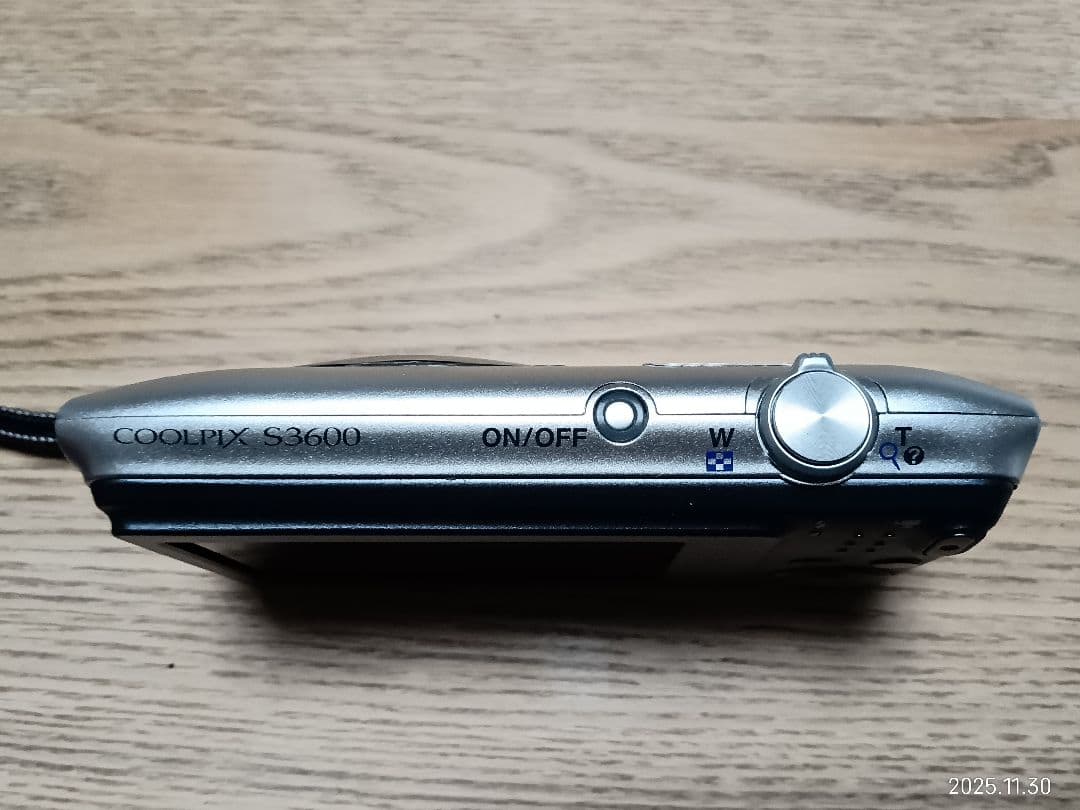 Nikon COOLPIX S3600 デジタルカメラ