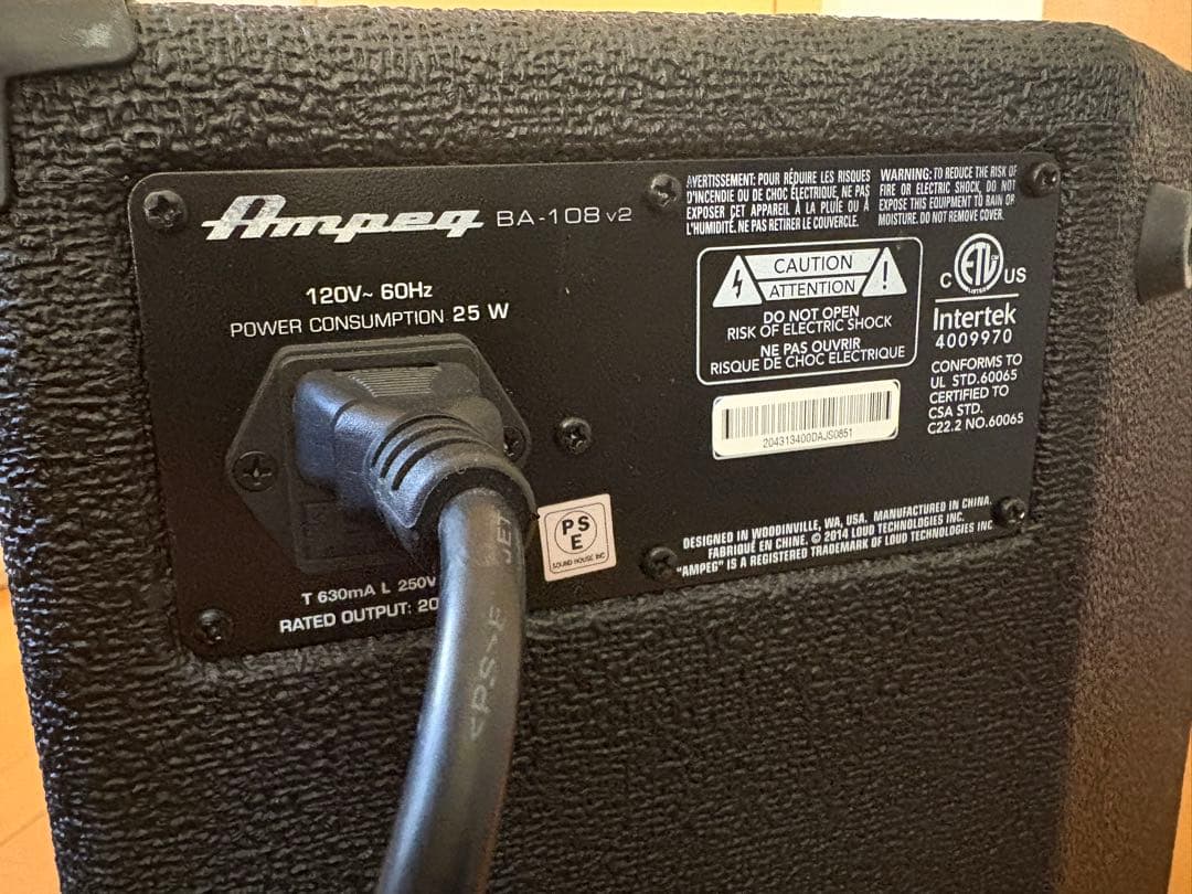 Ampeg BA-108 ベースアンプ　アンペグ　直接引き取り