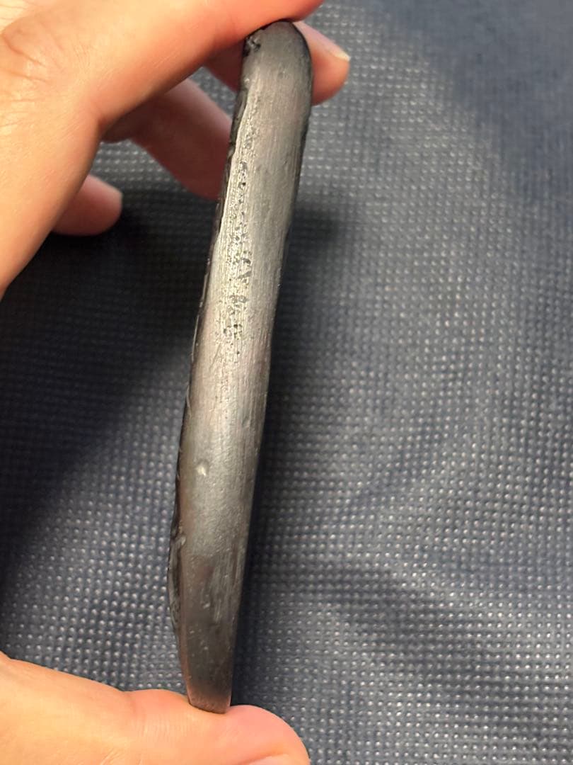 中国古美術品　葡萄栗鼠彫硯