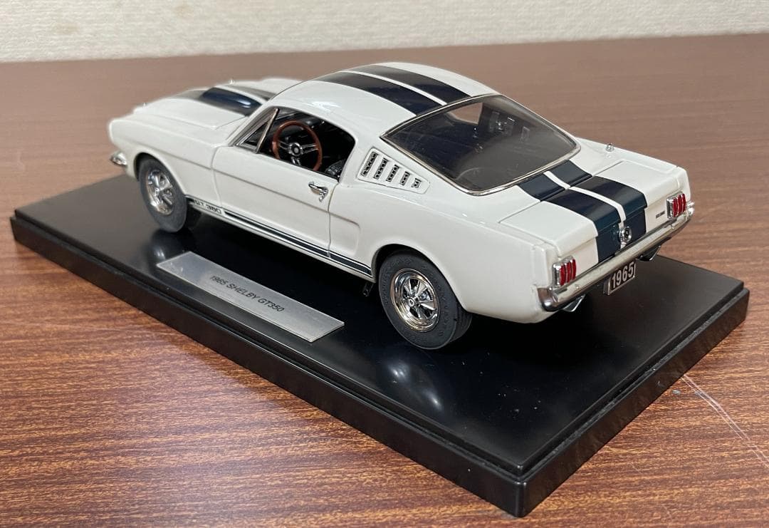 ミニカー Franklin Mint, 1966 Shelby GT350 1/18