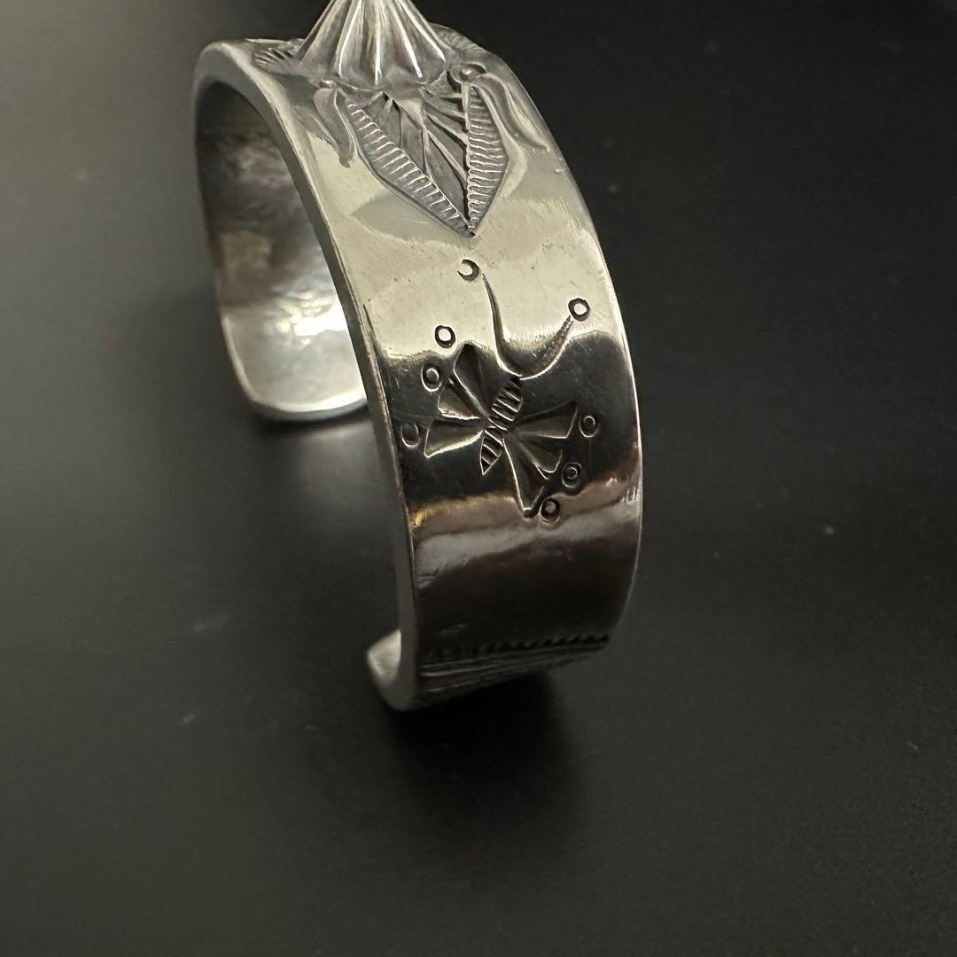 Navajo H刻印 アポロコンチョ　バングル