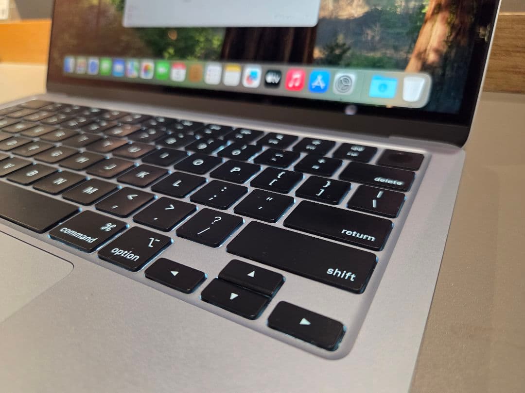 Apple MacBook Air M4 スカイブルー 13inch US配列