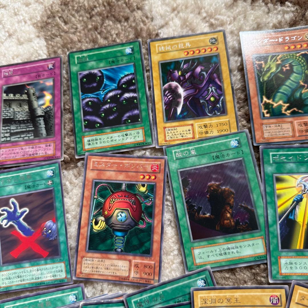 遊戯王　引退品　まとめ売り　初期2期あり　金字レア　インセクトクイーン