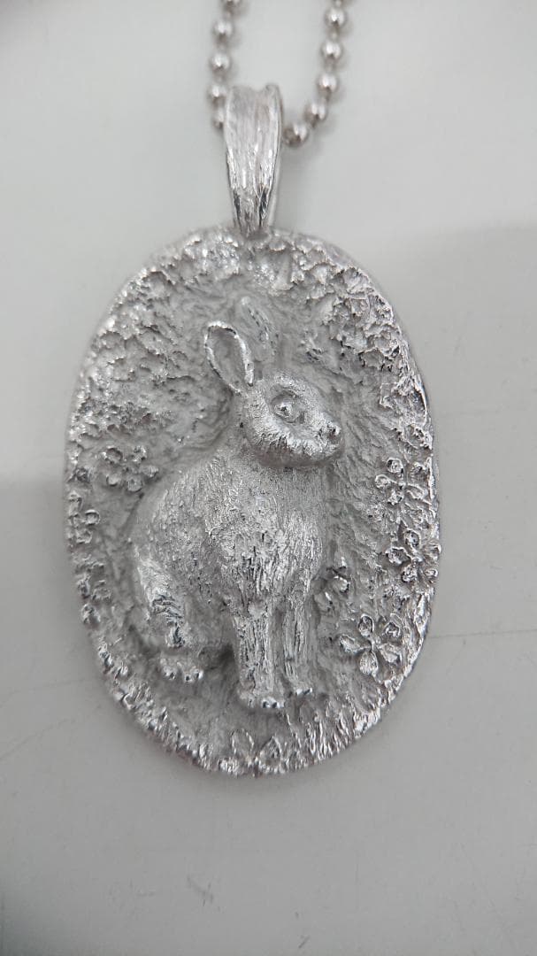 岩倉康二　ウサギ彫刻 干支　シルバー ネックレス 1999年