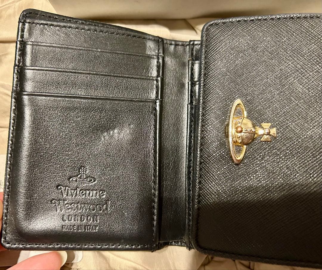 ヴィヴィアン ウエストウッド　三つ折り財布