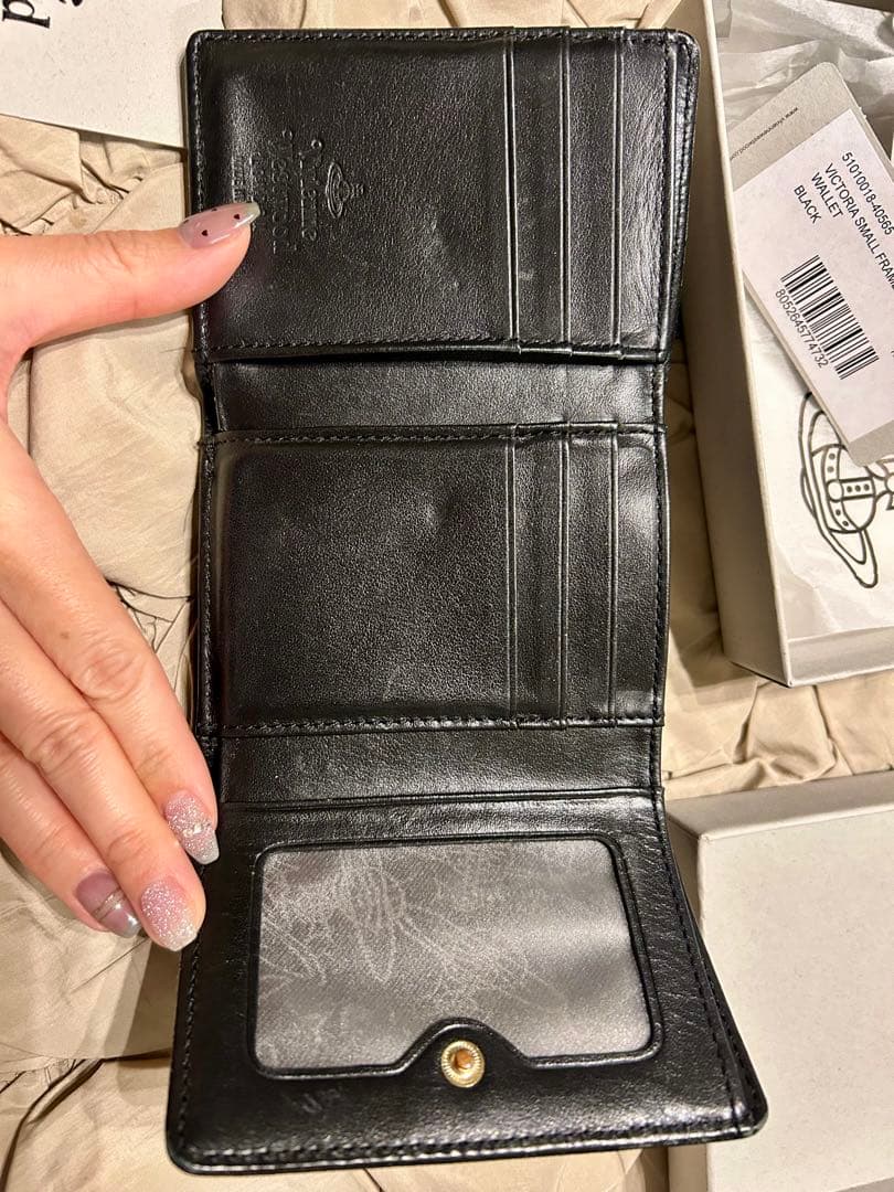 ヴィヴィアン ウエストウッド　三つ折り財布