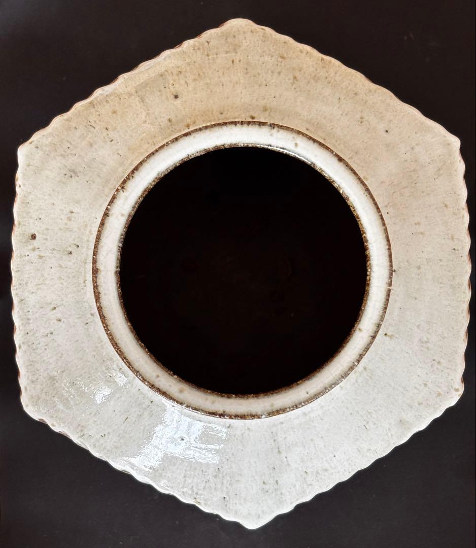 【共箱・落款あり・美品】河井久 白釉線彫壺 高さ30cm 民藝 河井寛次郎門下