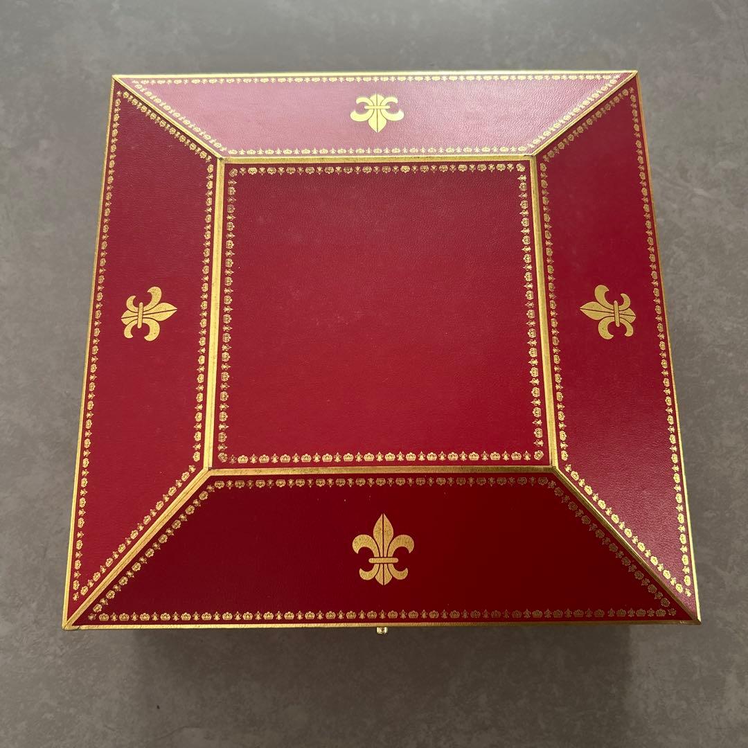 【未開封】 レミーマルタン ルイ13世 コニャック 金キャップ箱付き