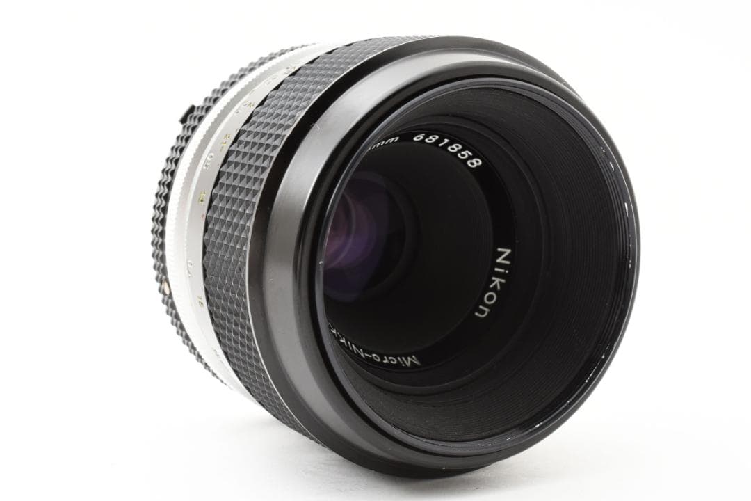 美しいトマト　　美品 AI P Auto 55mm F3.5 B578