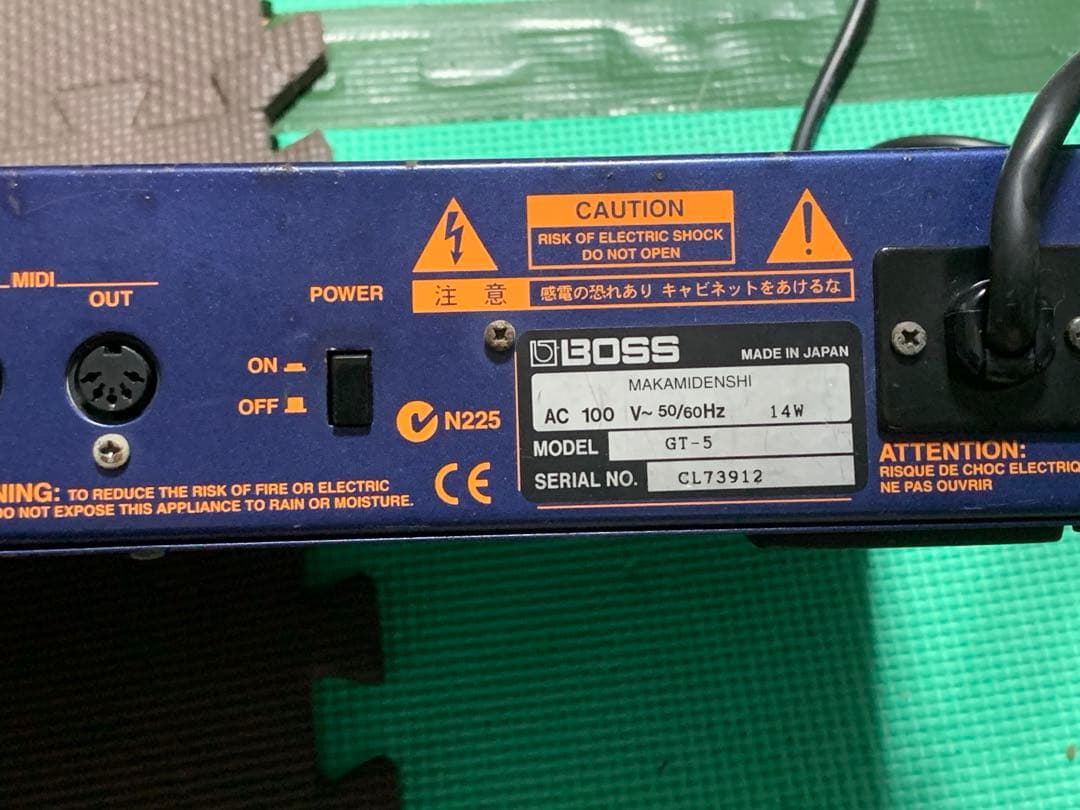 BOSS ボス GT-5 マルチエフェクター