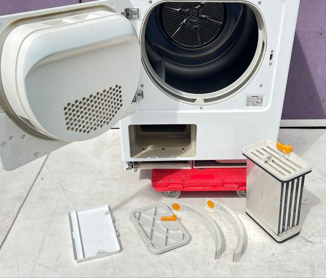 Miele ：T8822C 電気式乾燥機 ホワイト2017年