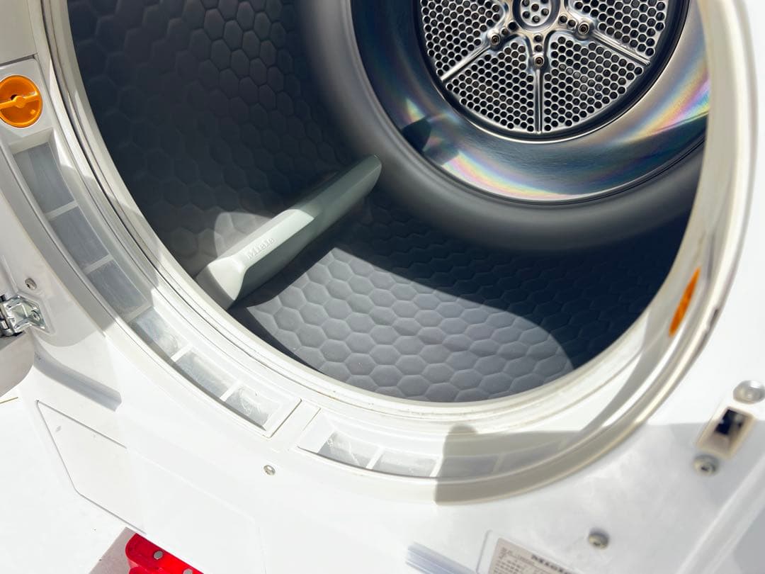 Miele ：T8822C 電気式乾燥機 ホワイト2017年