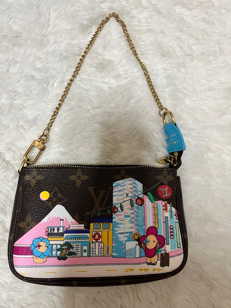 LOUIS VUITTON ケース 都市風景刺繍