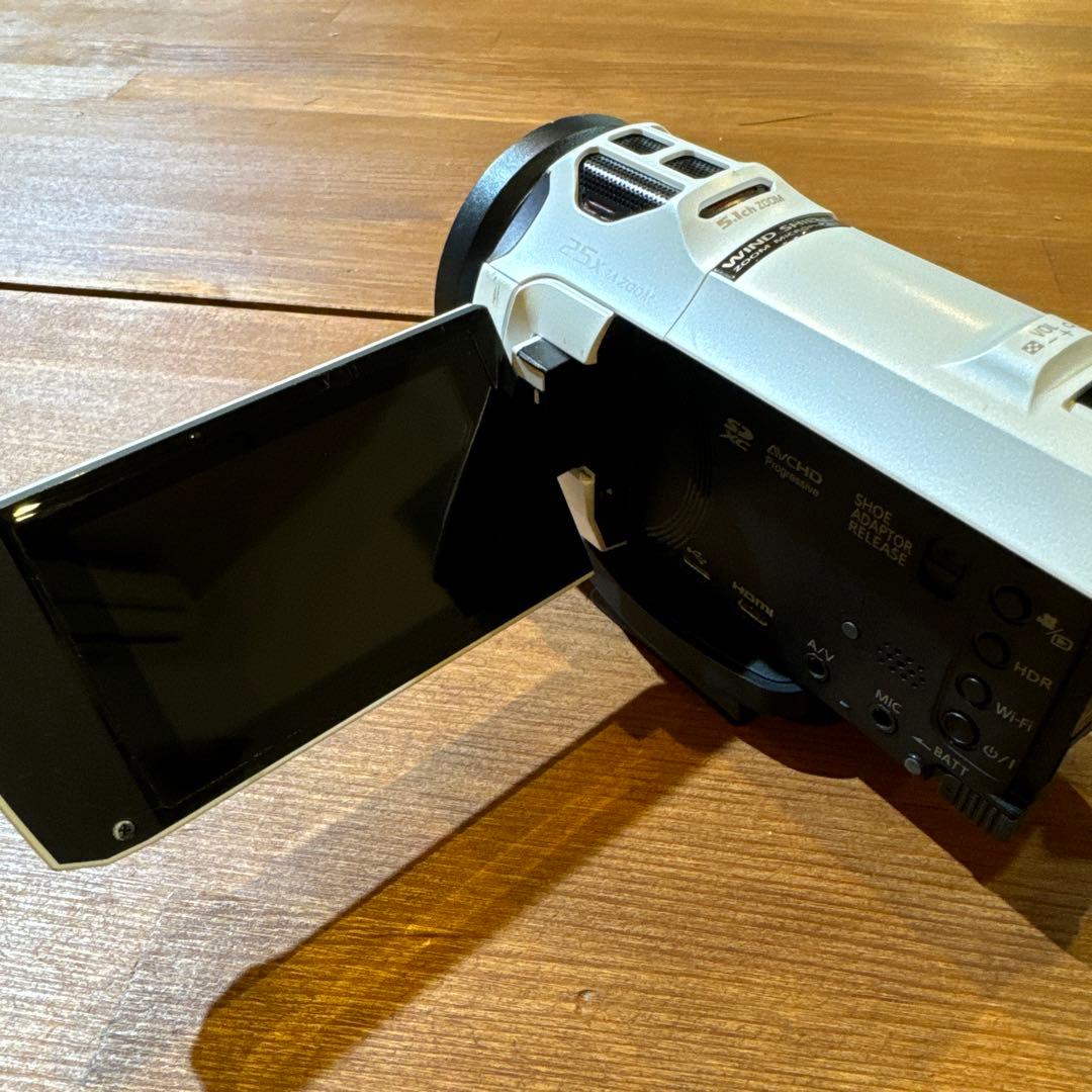 Panasonic 4K ビデオカメラ 25倍ズーム　HC_VZX990M