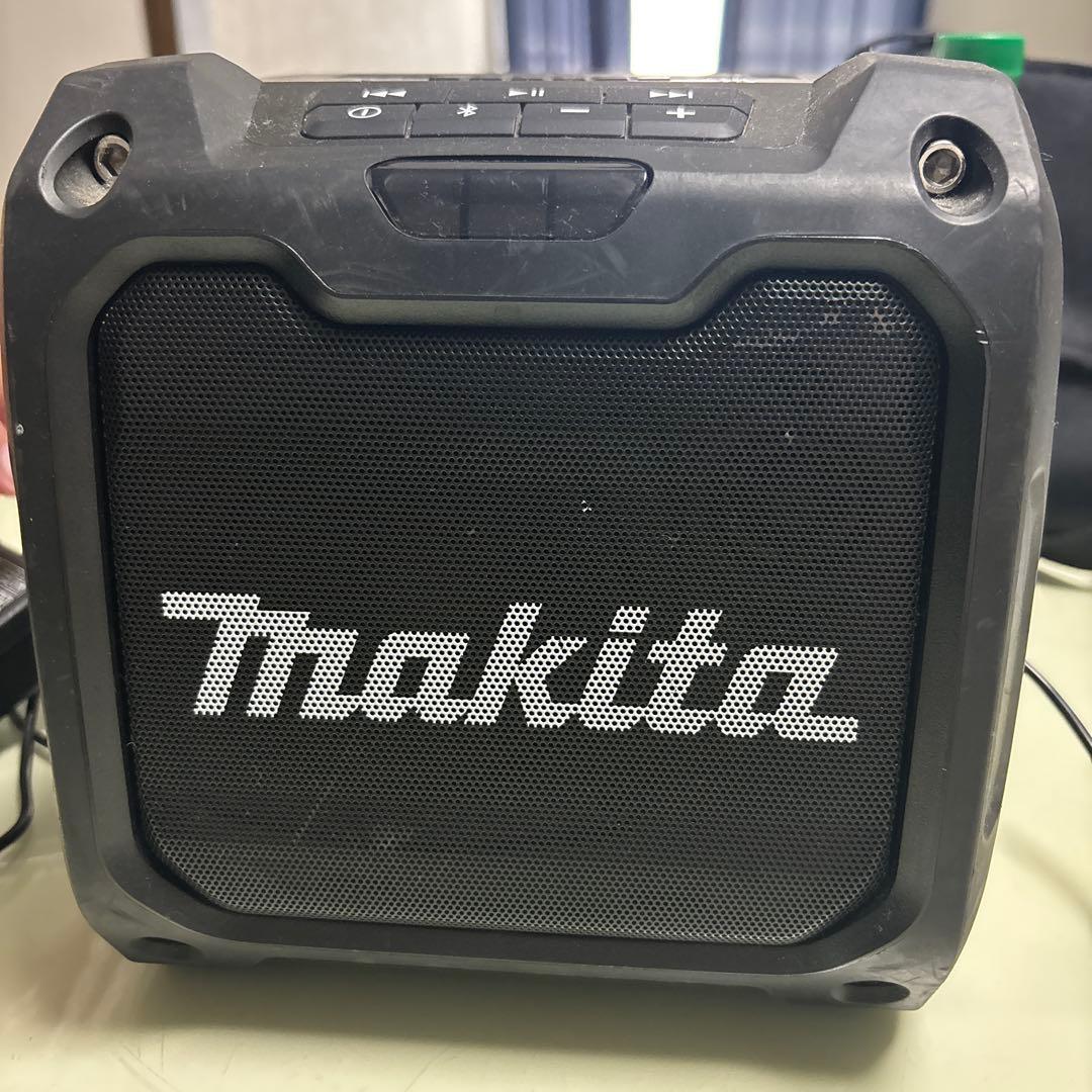 Makita MR200 Bluetoothスピーカー
