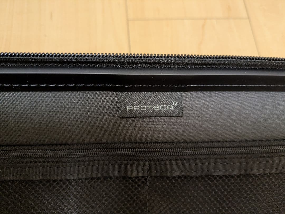 プロテカ　キャリーケース　STARIA 37L