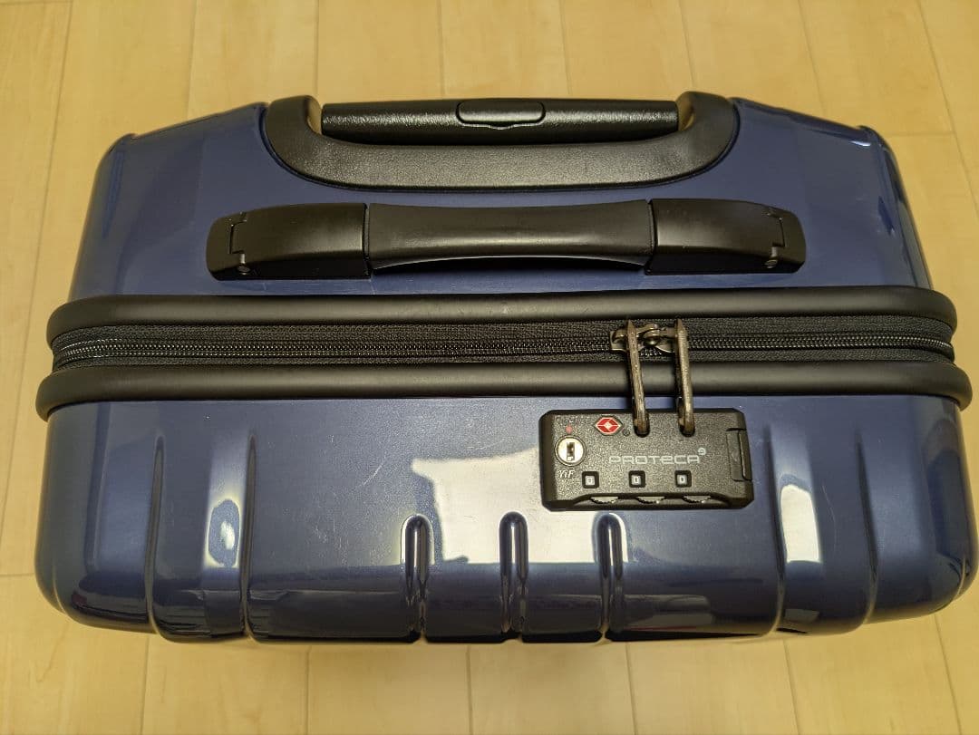 プロテカ　キャリーケース　STARIA 37L