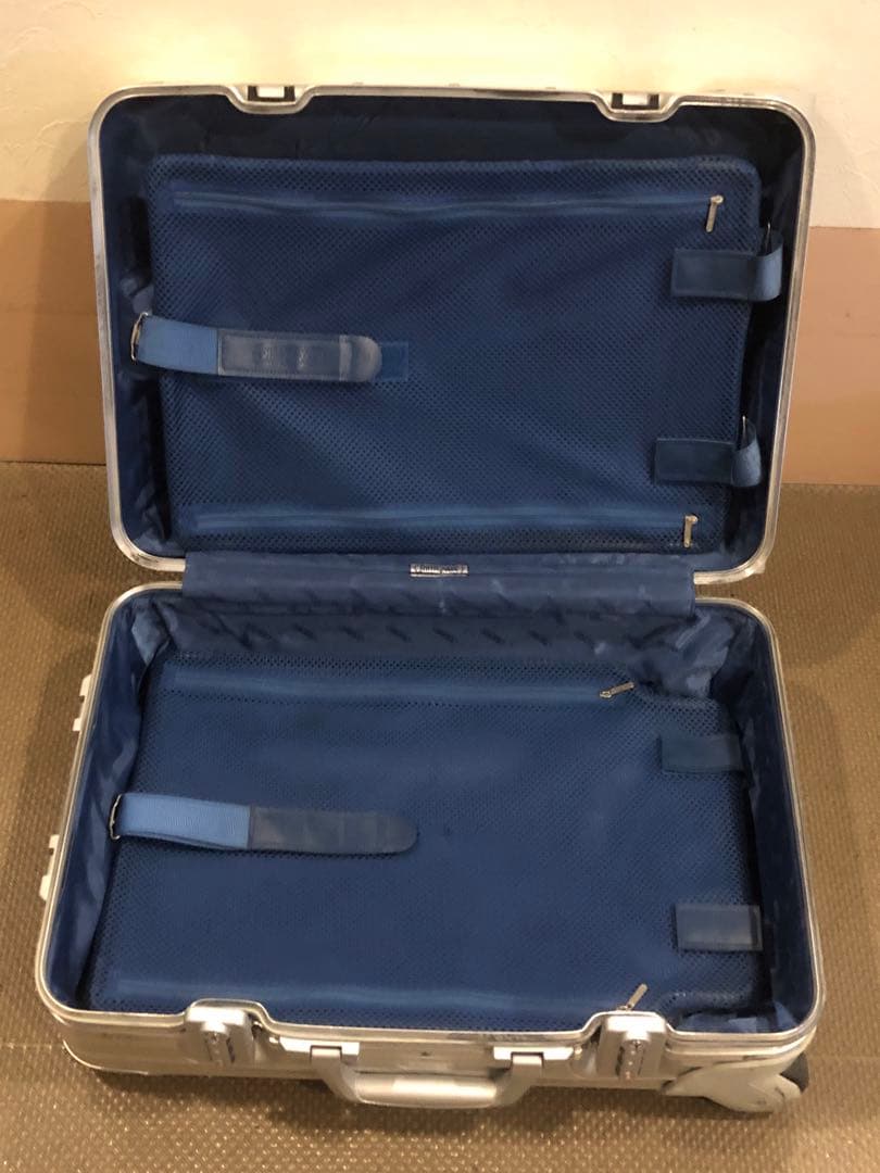 リモワ RIMOWA トパーズ 32L キャリーケース 2輪 機内持ち込み可能