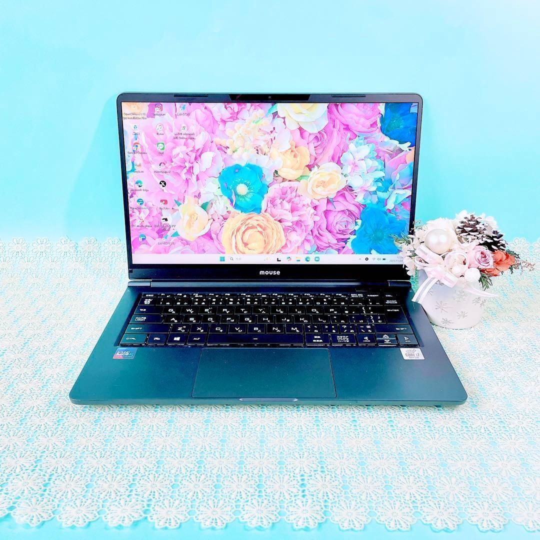 第10世代Corei7✨️16GB✨️小型軽量！Win11黒ノートパソコンSSD薄型