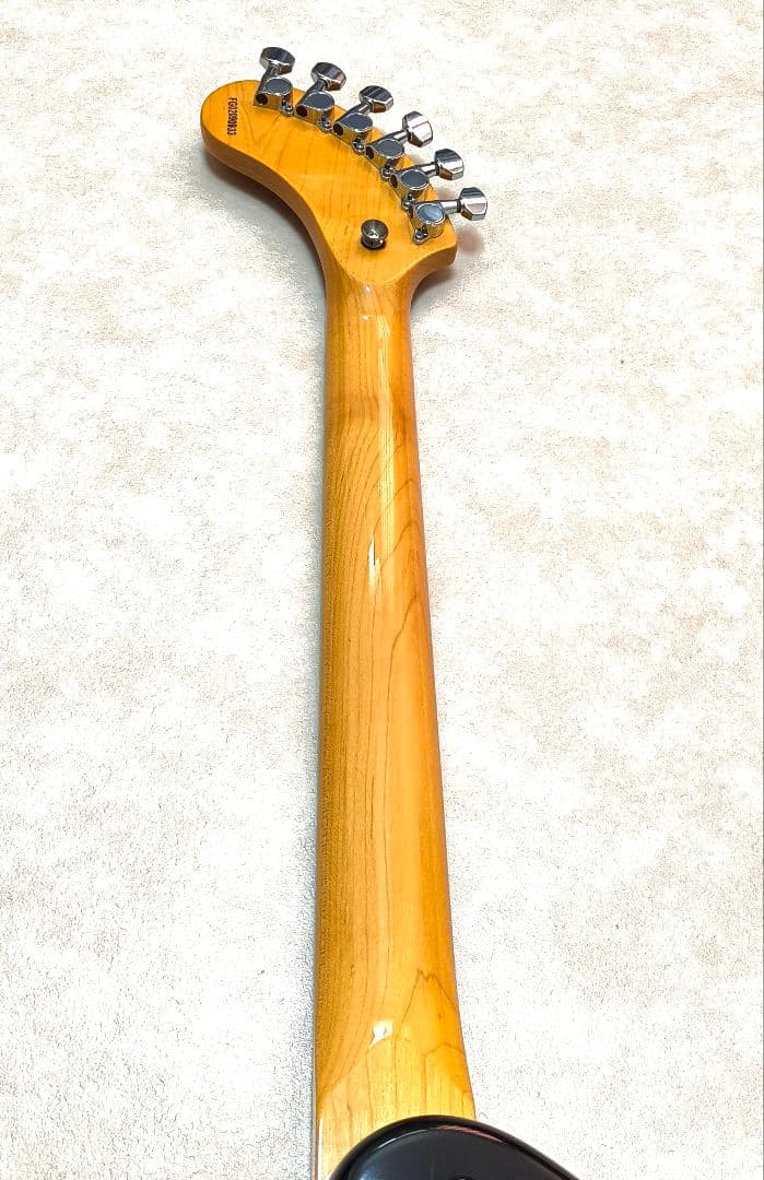 【美品】ZO-3 芸達者 2TS アンプ内蔵ミニギター 専用ケース付き!