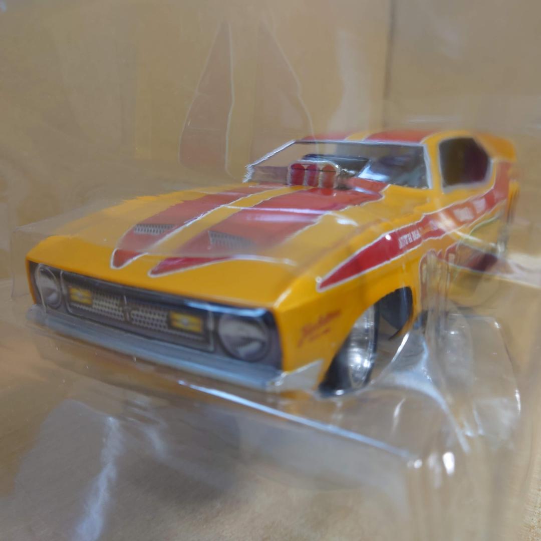 1/18 ロングノーズ マスタング シャーリー マルダウニー 1972 ミニカー