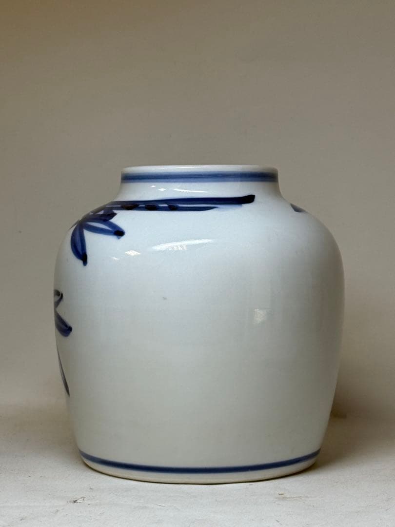 T90 人間国宝 近藤悠三 監修「藤悠」銘染付柘榴図 花瓶