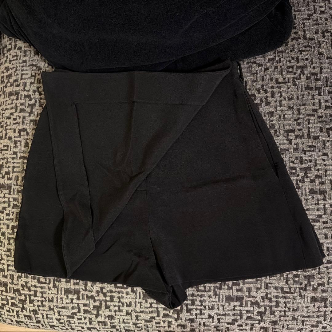 VALENTINO ブラック キュロット　レディース