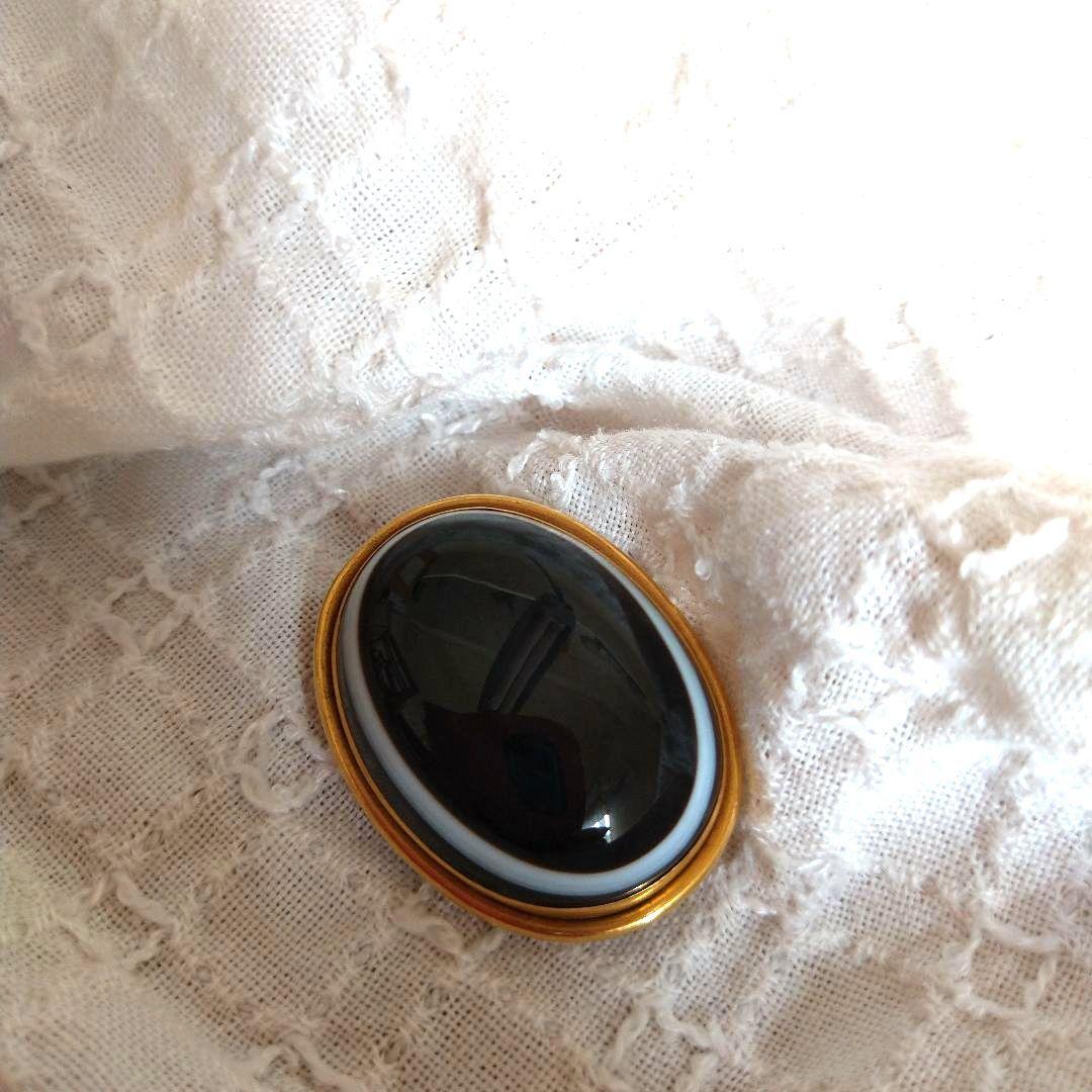 イギリスアンティーク 英国  アゲート めのう ブローチ モーニングジュエリー