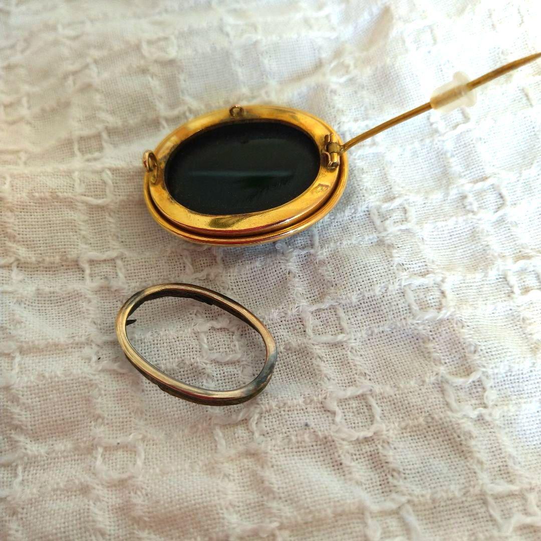 イギリスアンティーク 英国  アゲート めのう ブローチ モーニングジュエリー