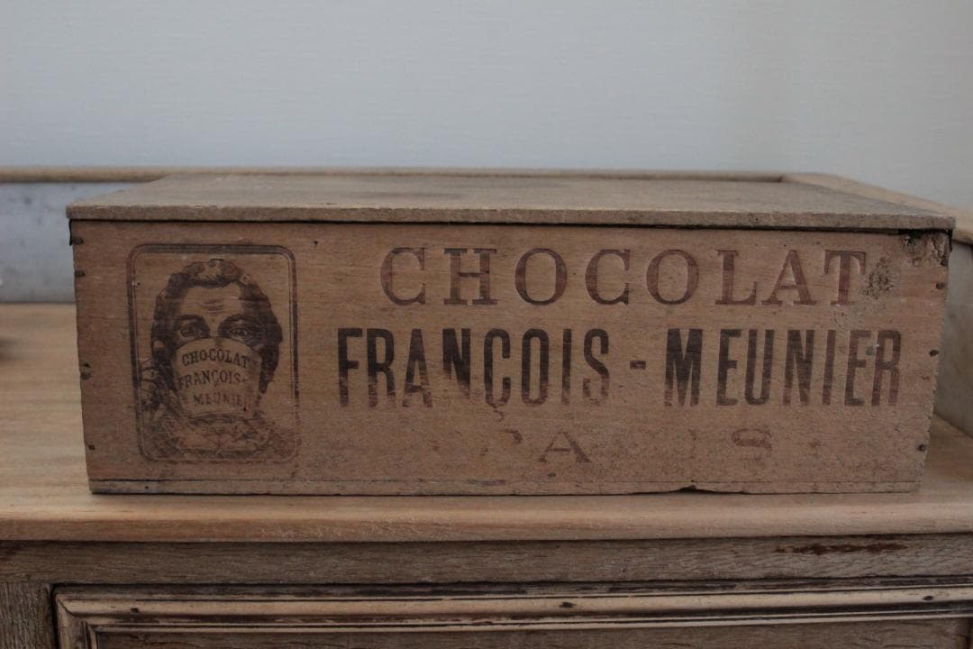 レア『ショコラ』の木箱/ドール・アンティーク・チョコレート・小物入れ