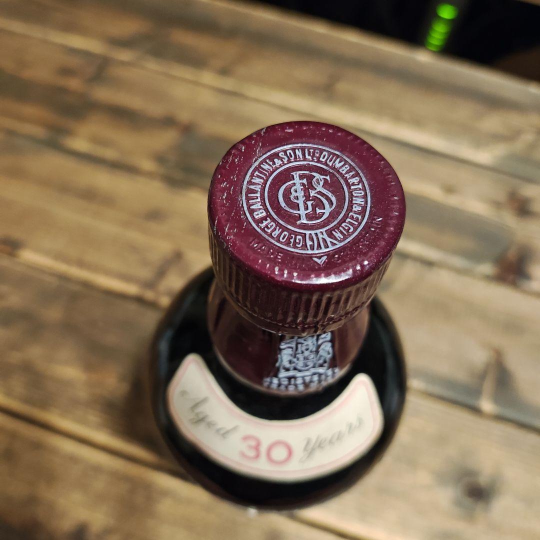 ウイスキー Ballantine's 30 Years Aged Scotch W
