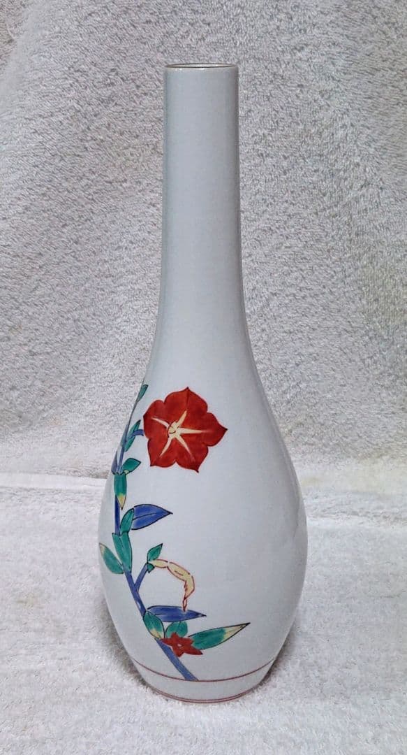 人間国宝柿右衛門濁手花瓶 一輪挿しA442