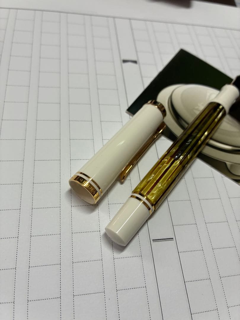 ペリカン　スーベレーン　M400 ホワイトトータス　細字