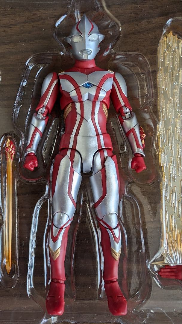 SHFiguarts ハンターナイトツルギ　ウルトラマンメビウス　2体セット