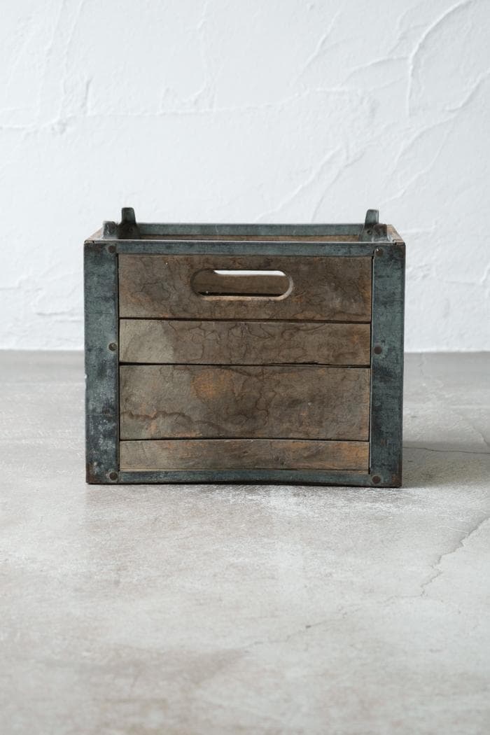 アンティークワインコンテナ