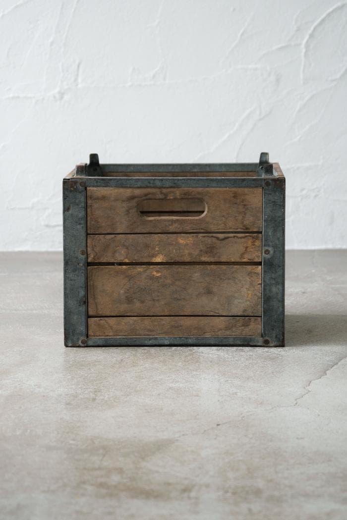 アンティークワインコンテナ