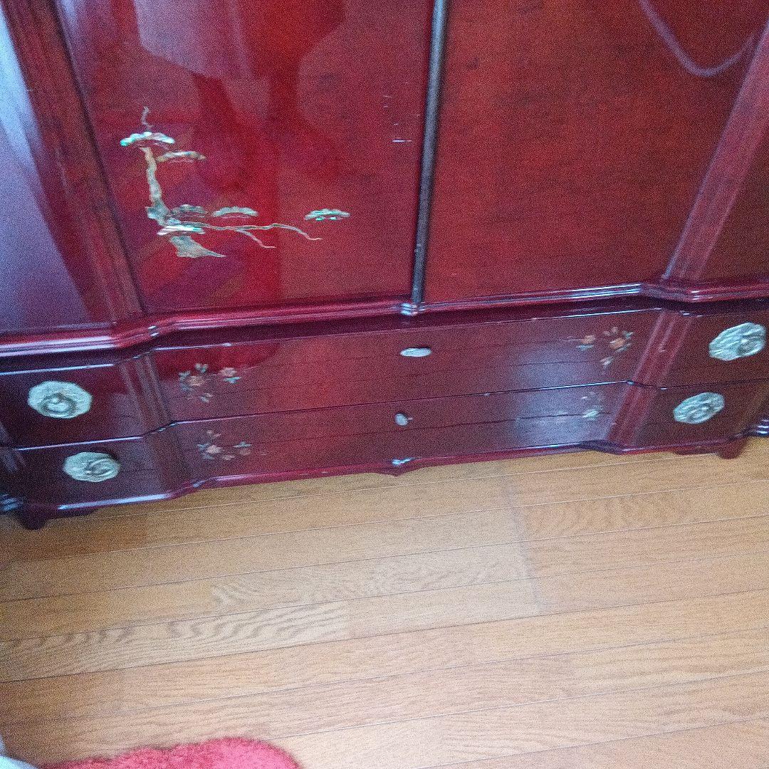 骨董洋服タンス　マホガニ貝細工