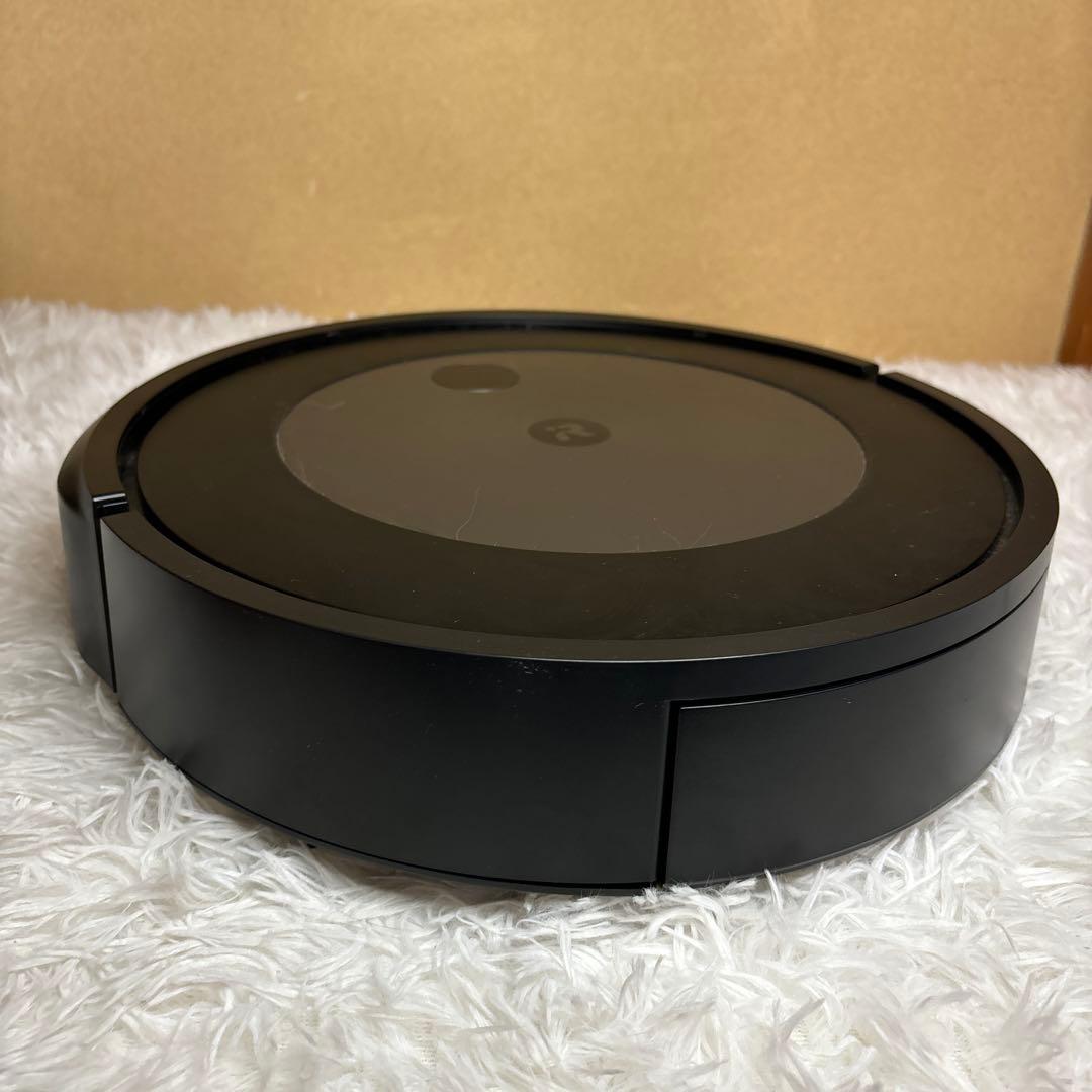 【中古】Roomba ルンバ　J755860 j7＋　ADG-N1 RVE-Y2