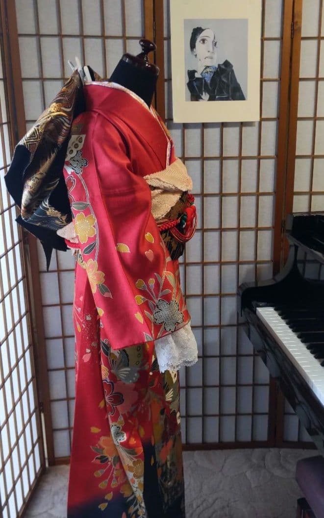 404赤黒　舞蝶　正絹振袖6点フルセット　成人式卒業式晴れの日コンサート式典