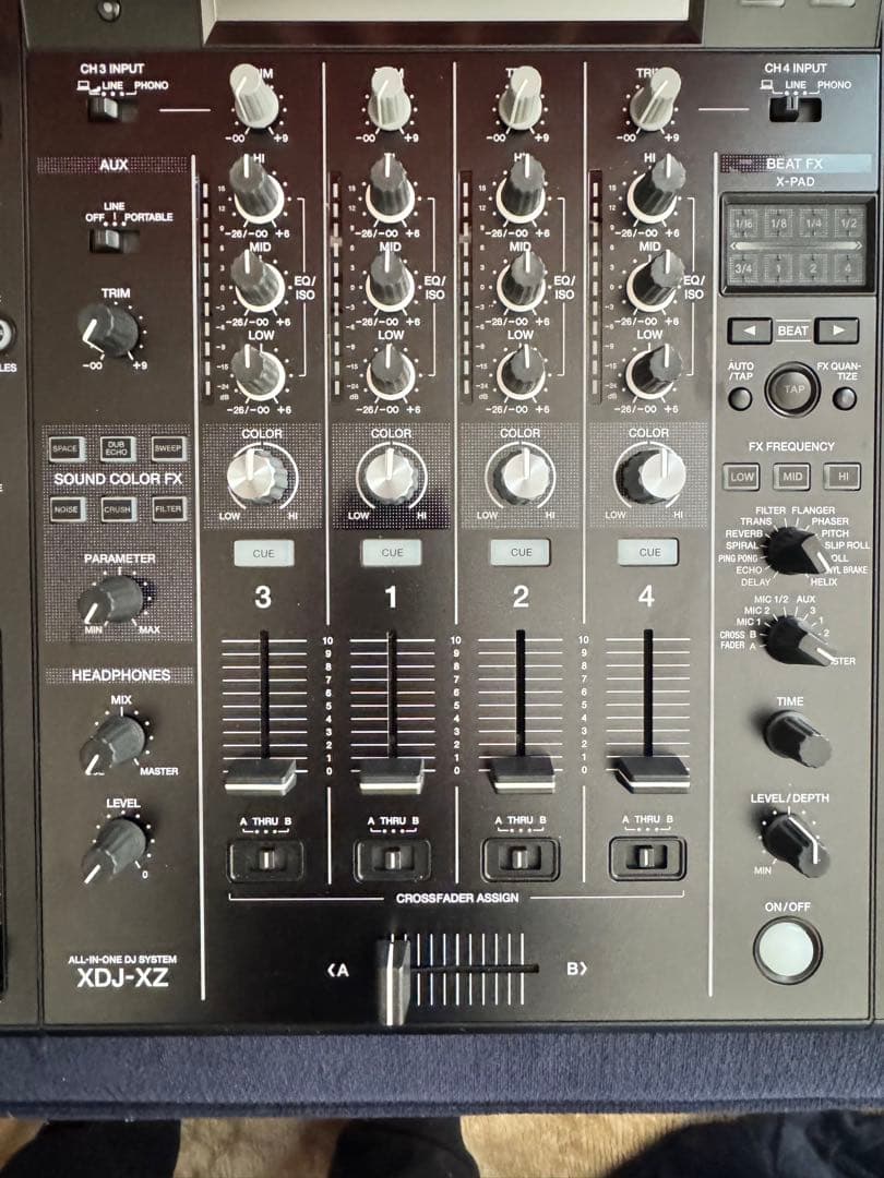 超美品　Pioneer DJ XDJ-XZ コントローラー＋UDGフライトケース