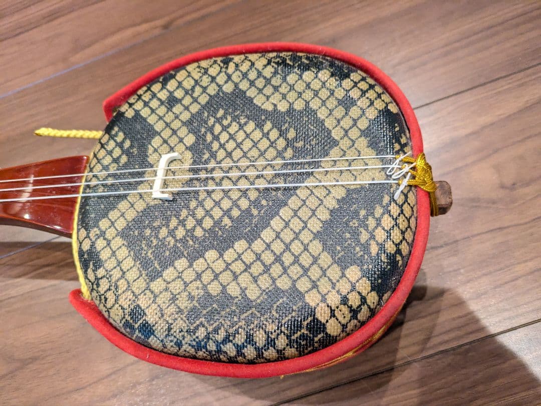 三線本体 合皮の胴部 付属品あり