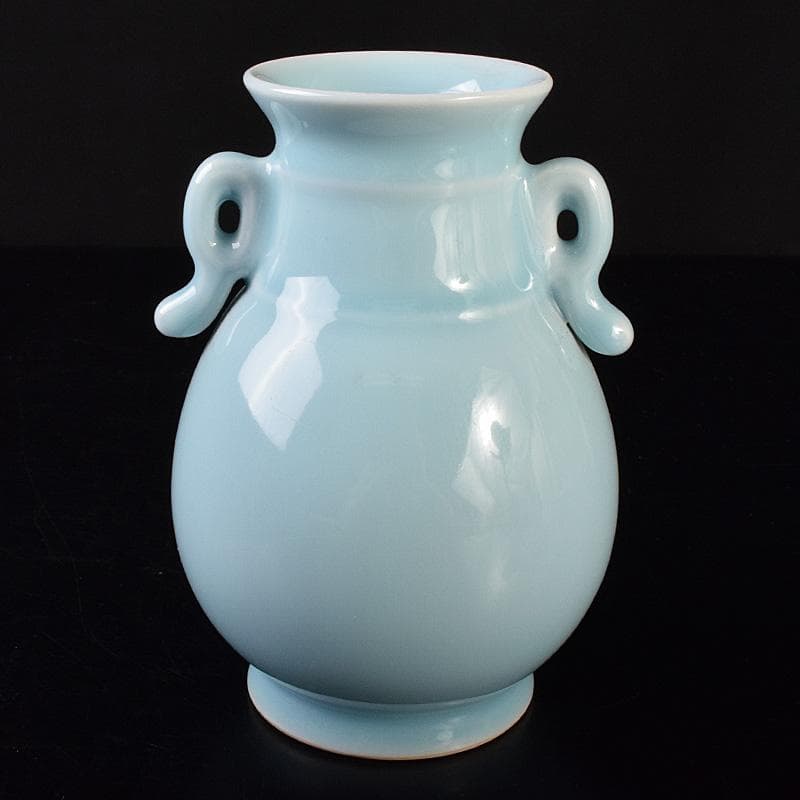 中国　大清乾隆年製　汝窯　天青釉　雙耳瓶　C　7888E