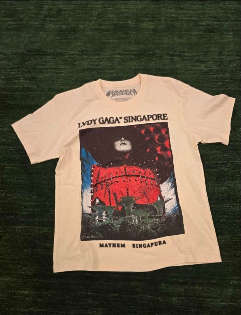 Lady Gaga The Mayhem Tour Tシャツ シンガポール