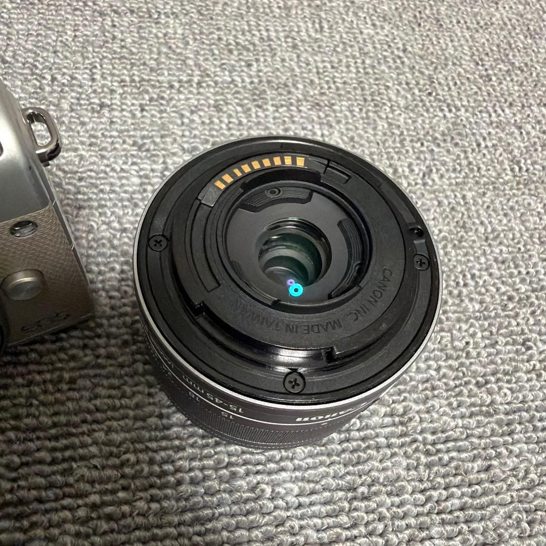 Canon EOS M100 シルバー 15-45mm レンズ付き